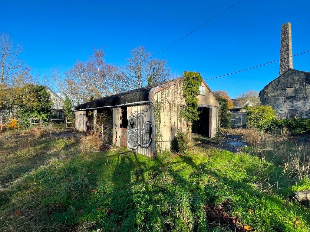 Property photo 2 of 9