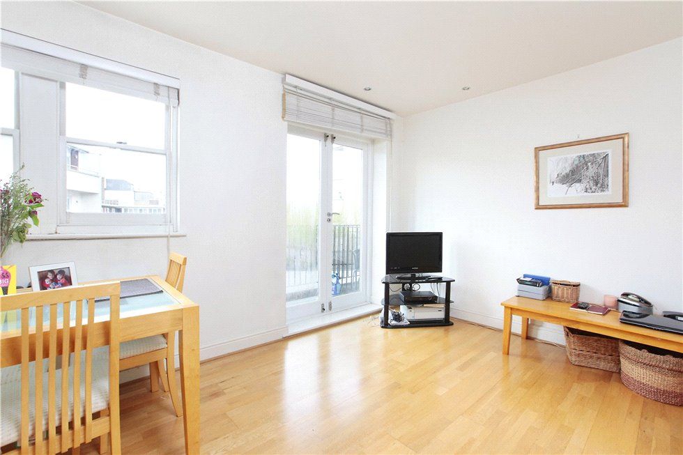 Property photo 1 of 8