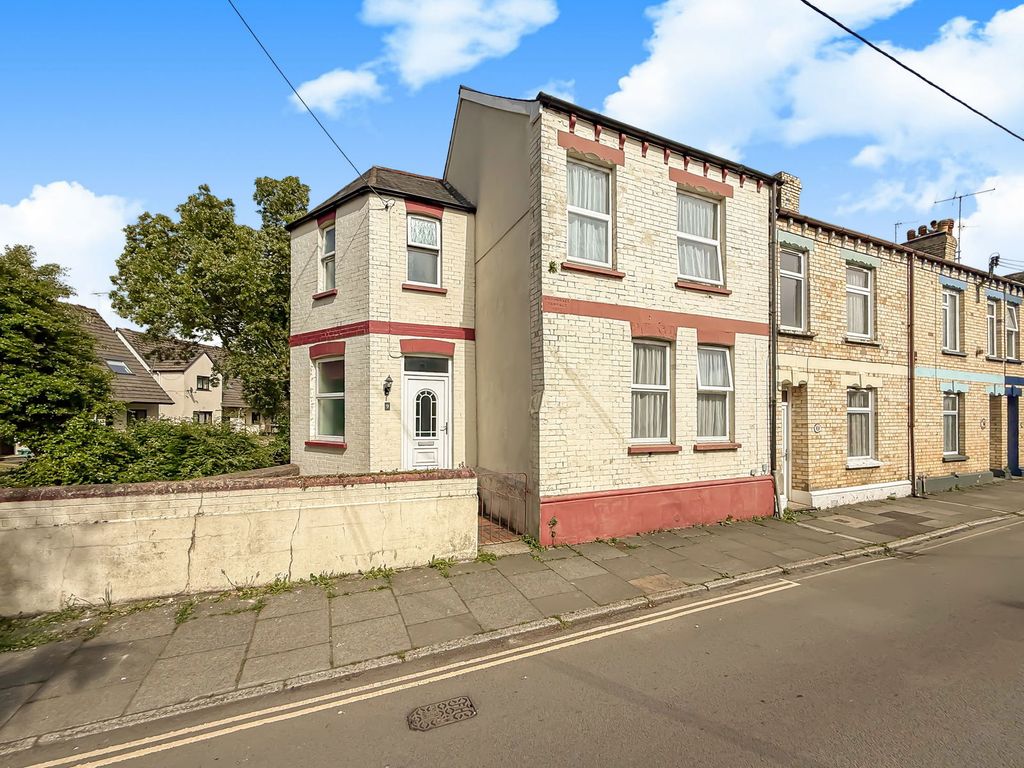 Property photo 1 of 25