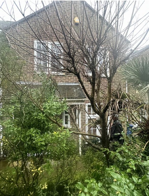 Property photo 1 of 25