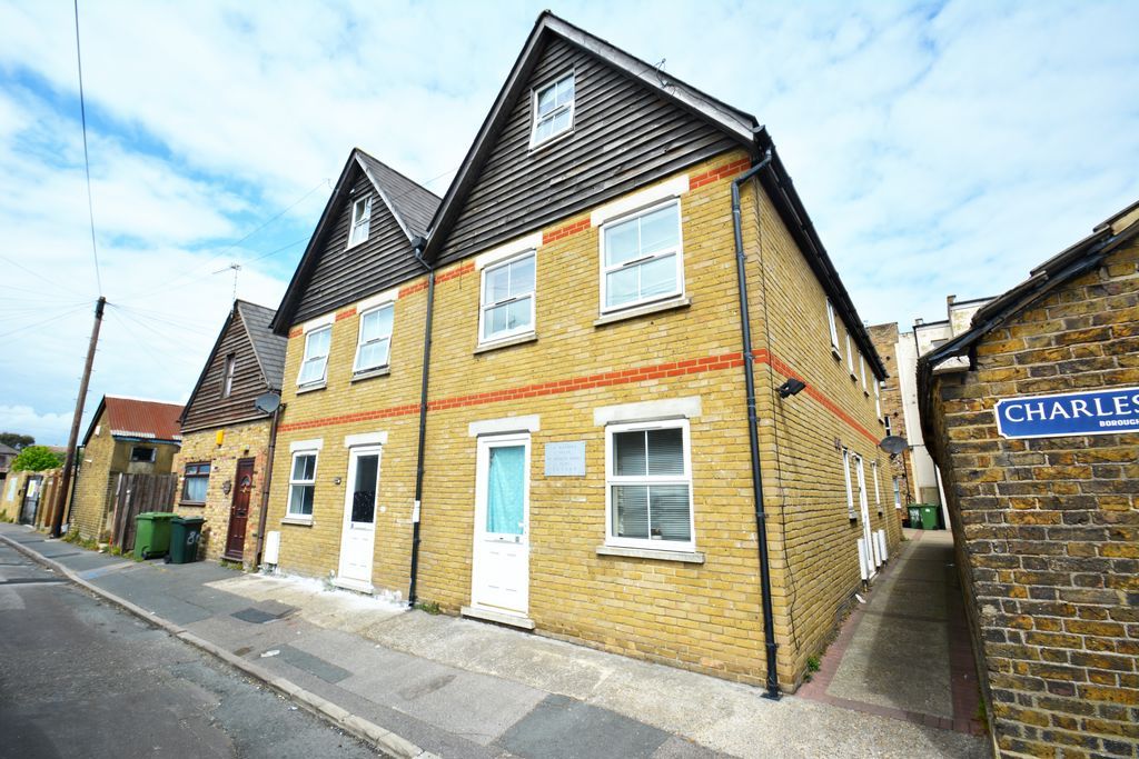 Property photo 2 of 11 Photo 10