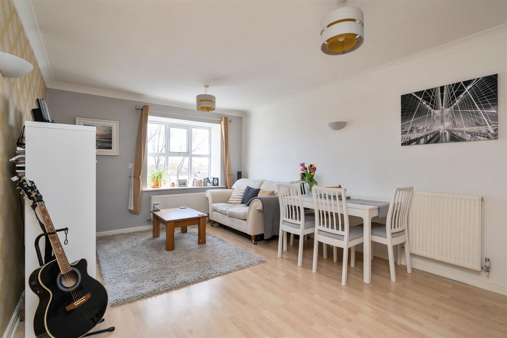 Property photo 1 of 10 Apt 33 Westley Heights_8.Jpg
