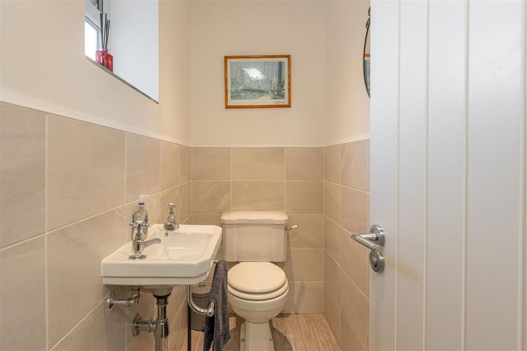 Additional image 26 of 4 bed detached house for saleStoneleigh Close, Stoneleigh CV1