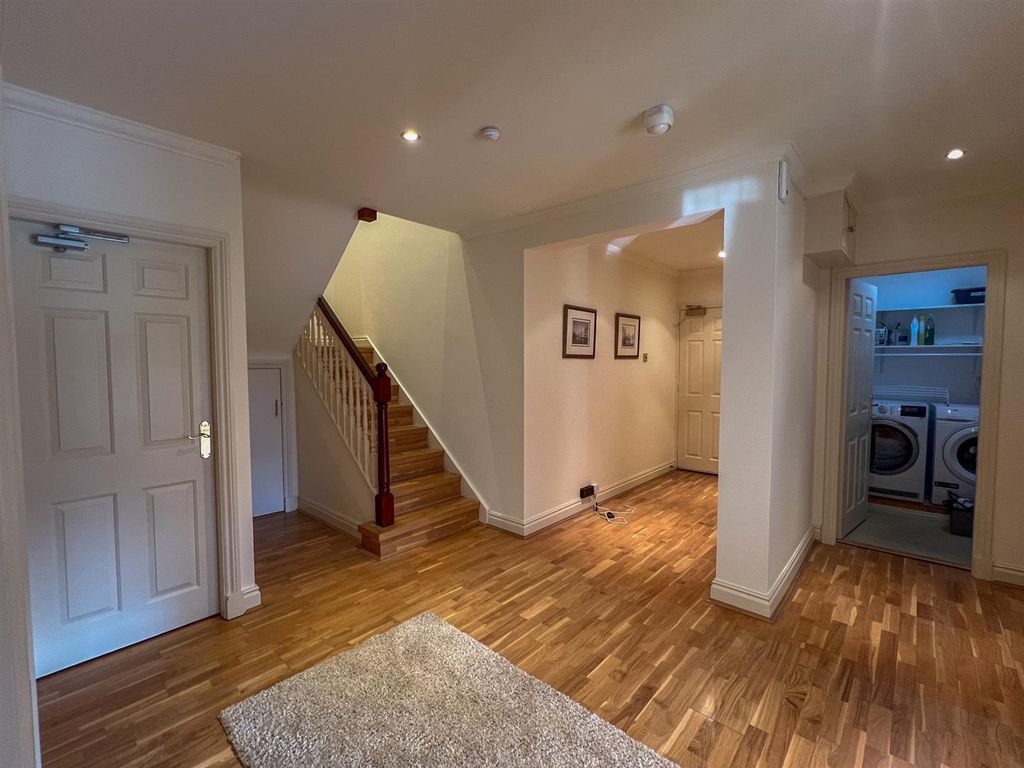 Property photo 2 of 26 5 Twin Lakes -19.Jpg