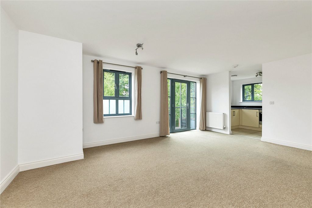 Property photo 3 of 16 Picture No. 04