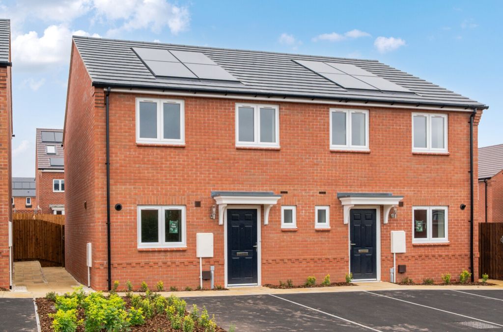 Property photo 2 of 10 1520919-6-1A08Fe9A7cd44