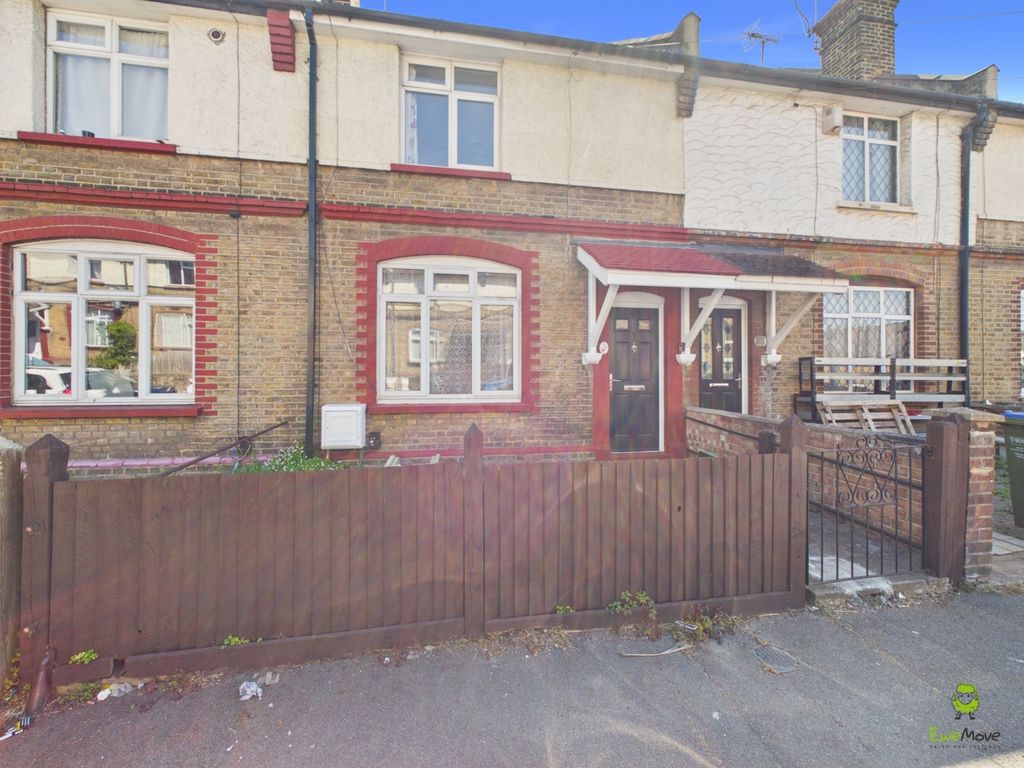 Property photo 1 of 15 Presented By Kevin At Ewemove Bexleyheath And Dart