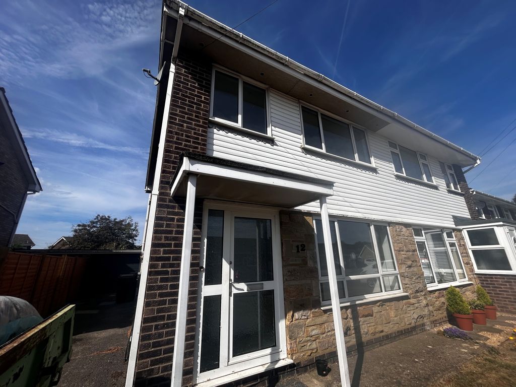 Property photo 1 of 8 Front