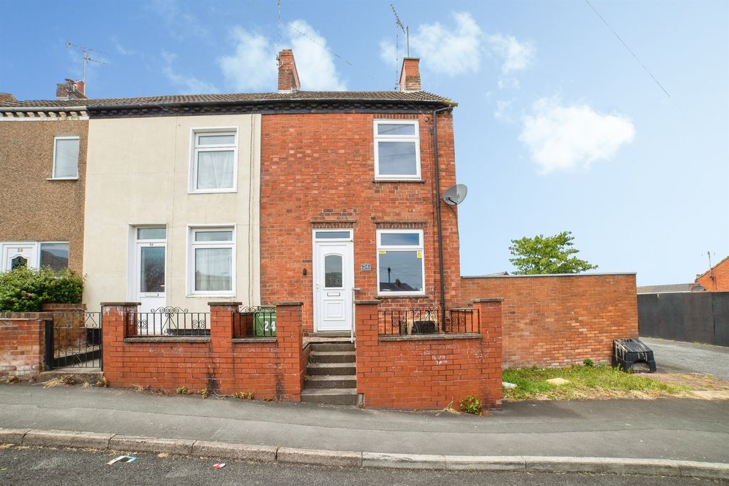 Property photo 2 of 19
