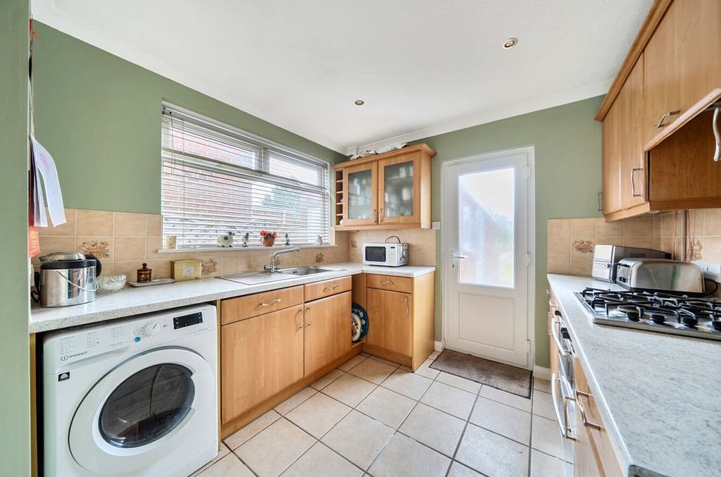 Property photo 3 of 11 15197326