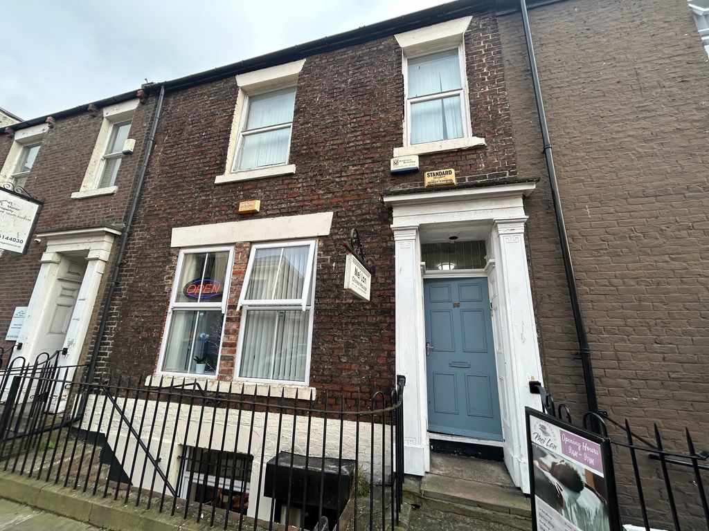 Property photo 1 of 1