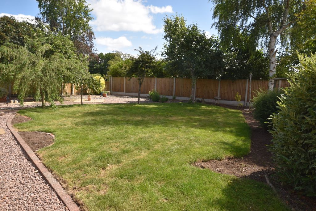 Property photo 2 of 17 Rear Garden