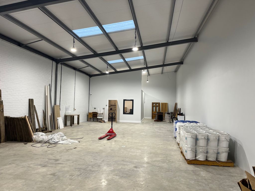 Property photo 3 of 4