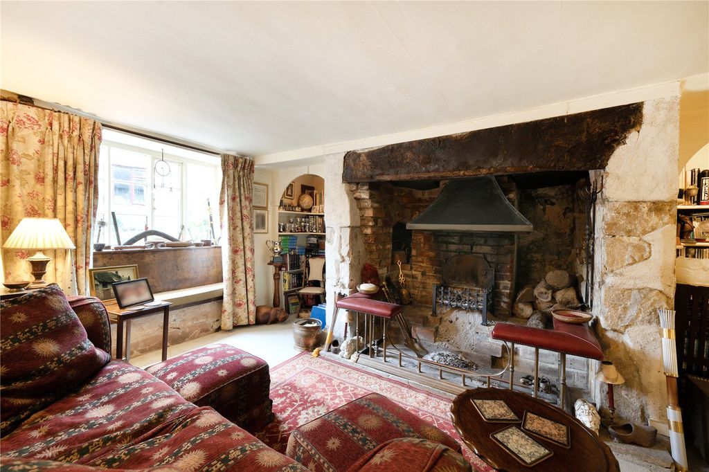 Property photo 3 of 31 Picture No. 30