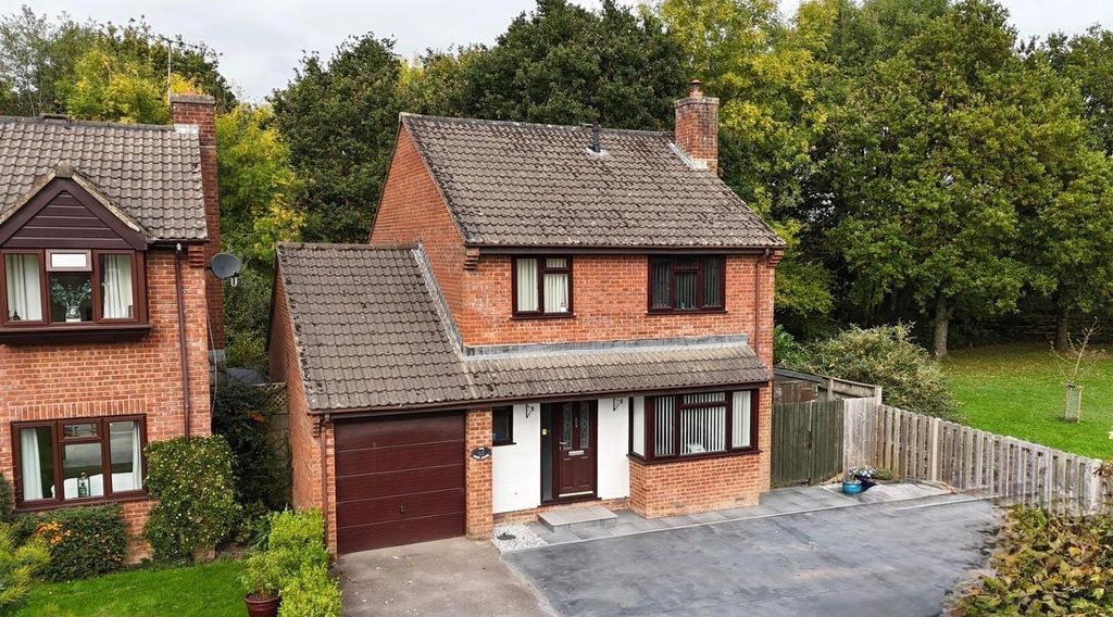 Property photo 1 of 19