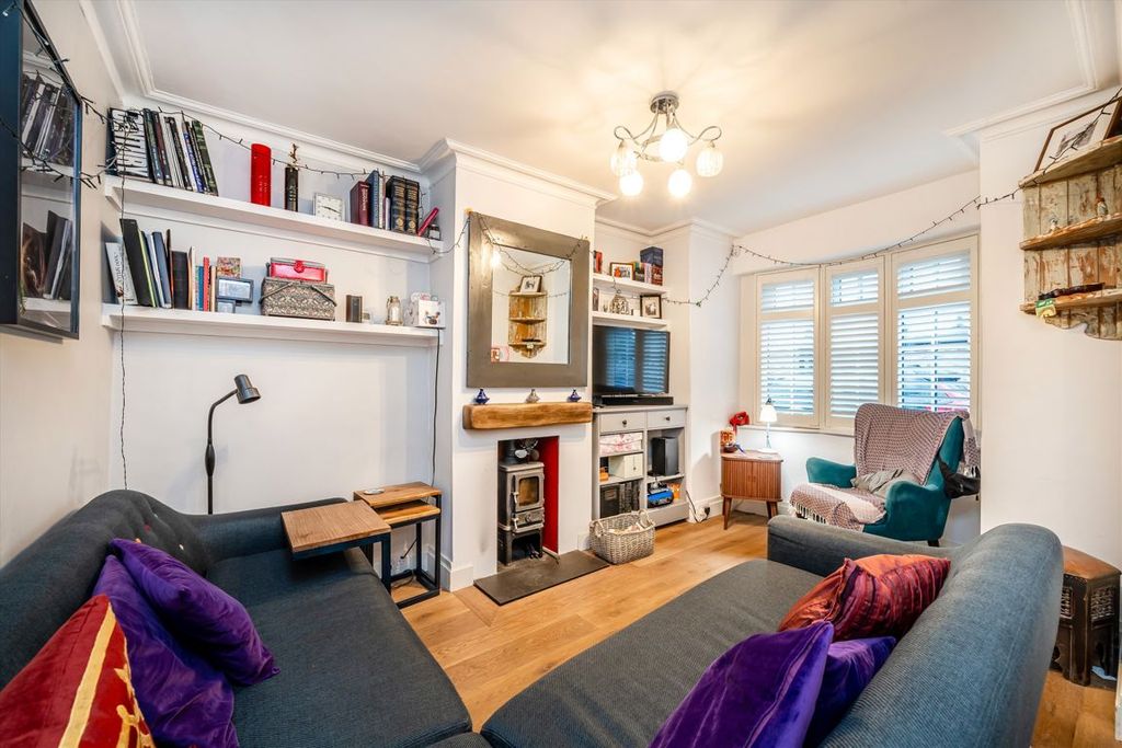 Property photo 2 of 5