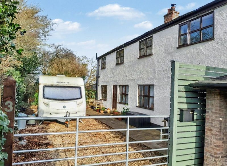 Property photo 1 of 18 Photo 19