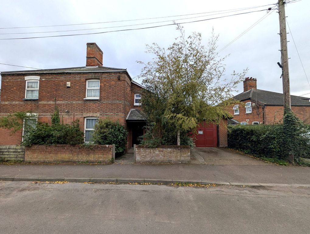 Property photo 1 of 10