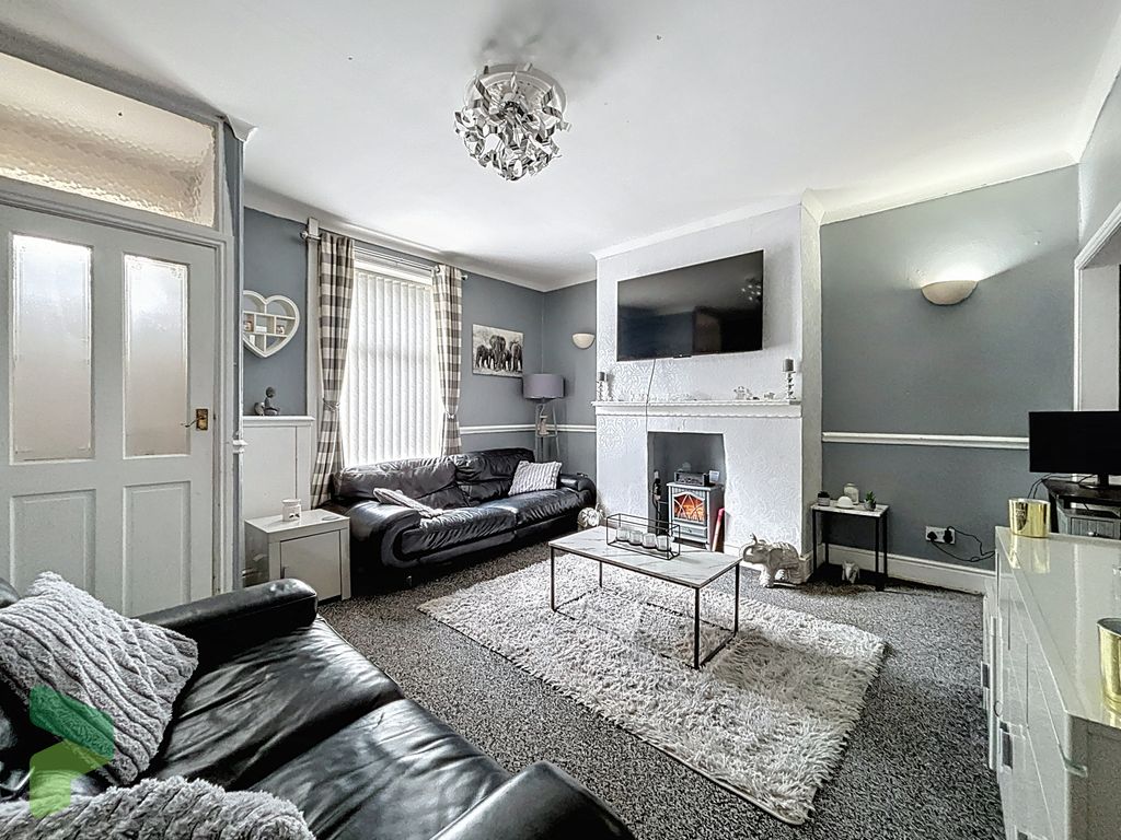 Property photo 3 of 12 Living Room