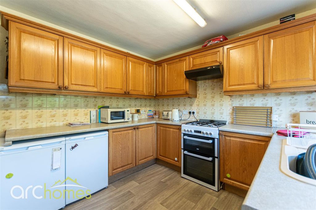 Property photo 3 of 14 Rose Grove-8.Jpg
