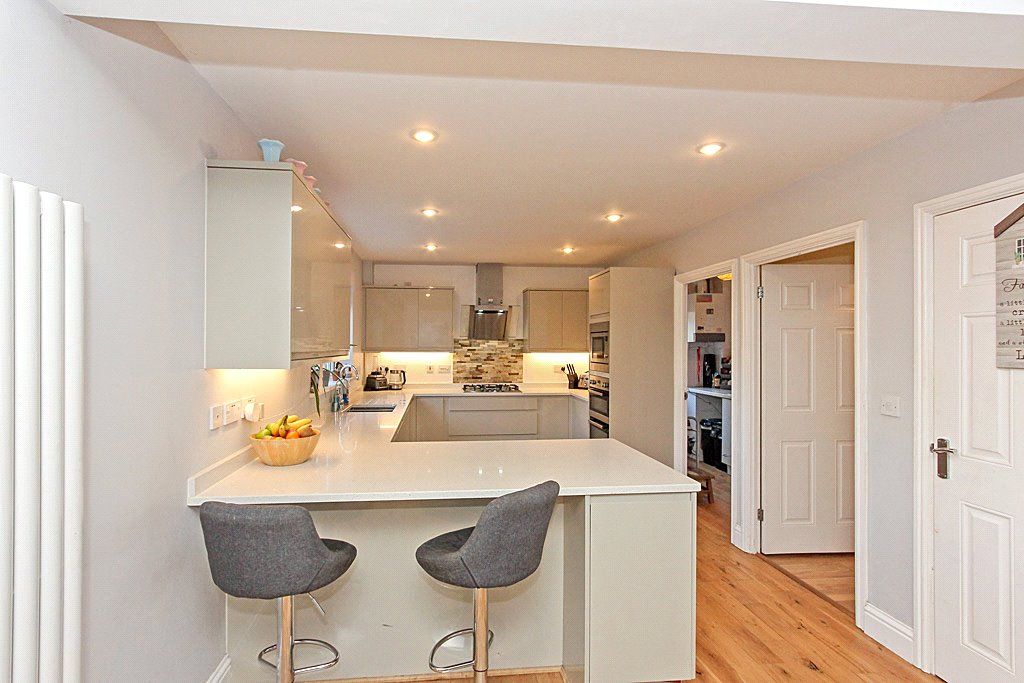 Property photo 1 of 40 Picture No. 25