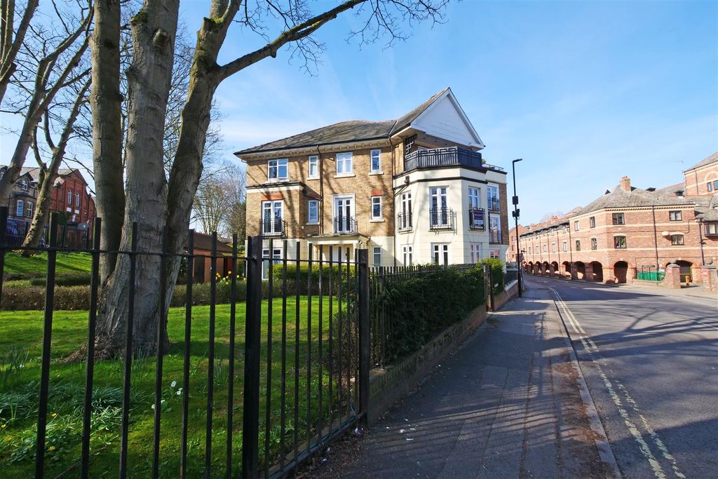 Property photo 2 of 15 Pnmb1081.Jpg