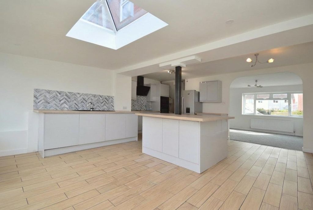 Property photo 3 of 13 Open Plan Kitchen/Dining Room