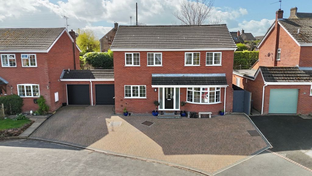 Property photo 1 of 36