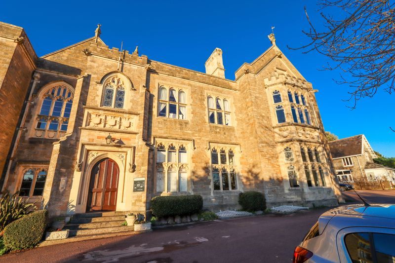 Property photo 1 of 11 Claremont Hall