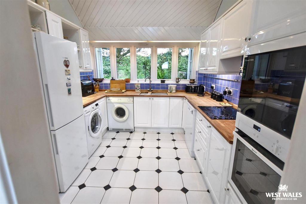 Property photo 3 of 26 1 (43).Jpg
