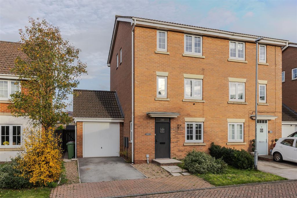 Property photo 1 of 12 Main