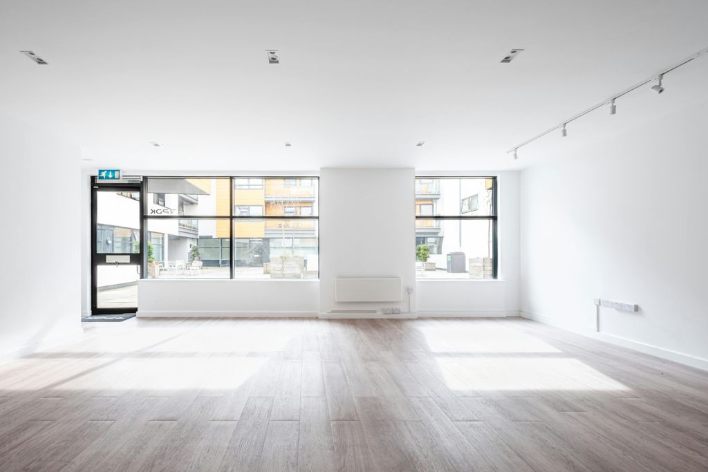 Property photo 1 of 13 Eagle Wharf Rd 55  1.Jpg