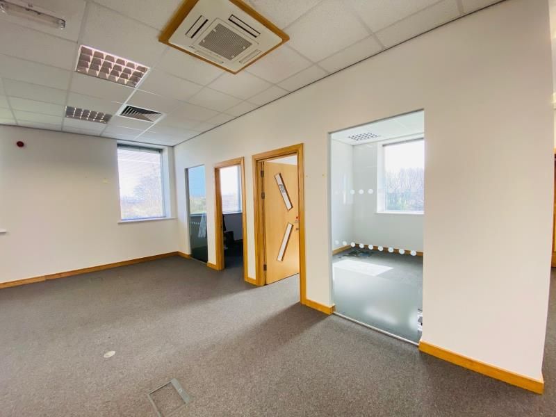 Property photo 3 of 25