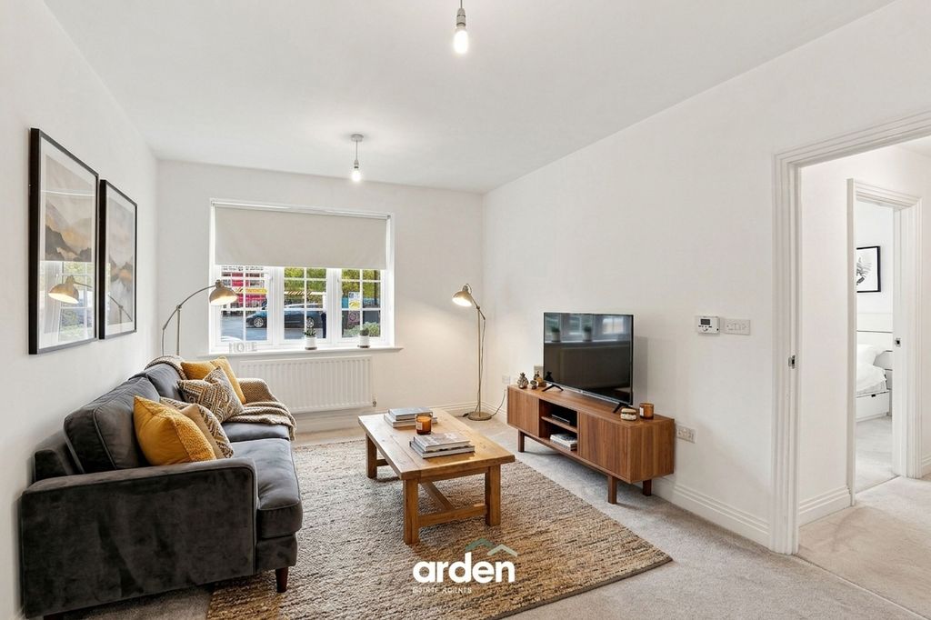 Property photo 1 of 8