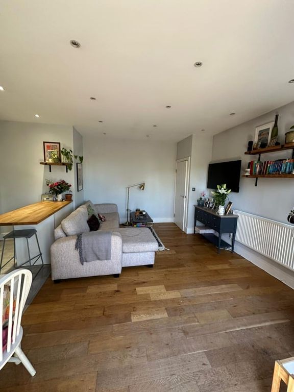 Property photo 2 of 21