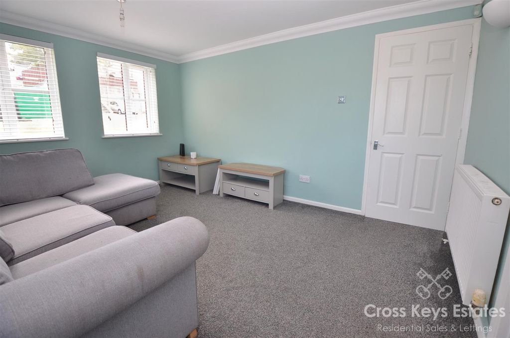 Property photo 3 of 16 Sitting/Dining Room