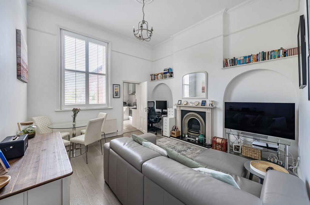 Property photo 2 of 18 1357446-3-68d3Eef...