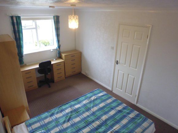 Property photo 2 of 19 Bedroom