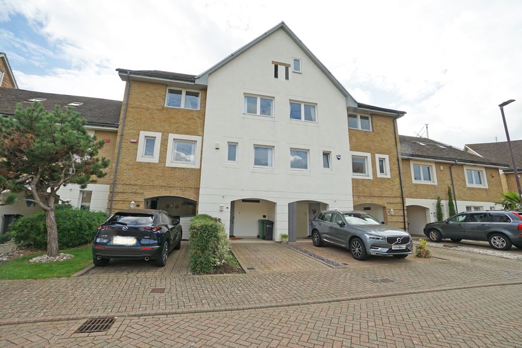 Additional image 26 of 3 bed town house for saleBryher Island, Port Solent PO6