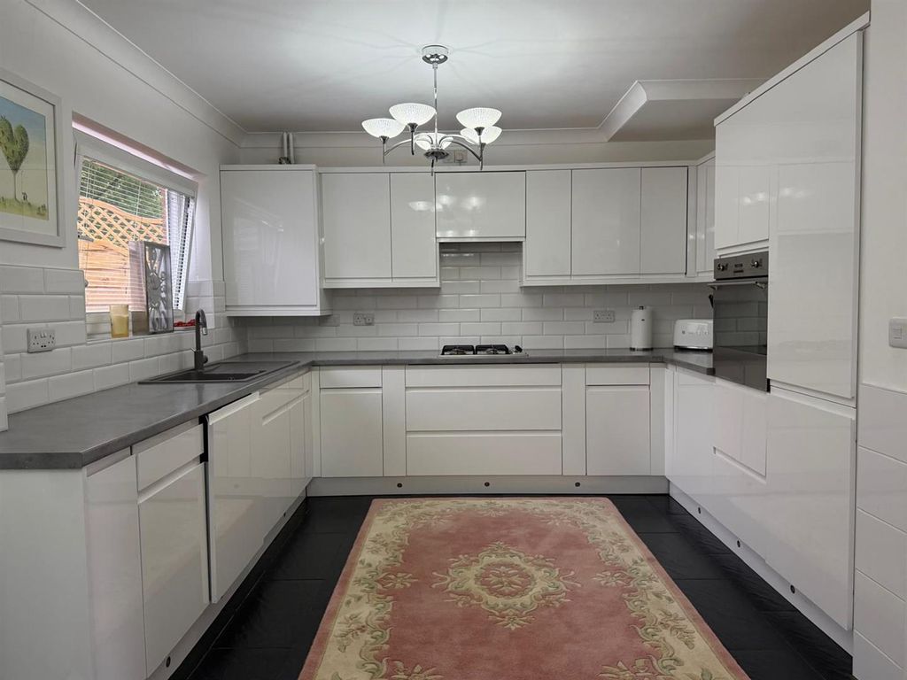 Property photo 3 of 30 3.Jpg