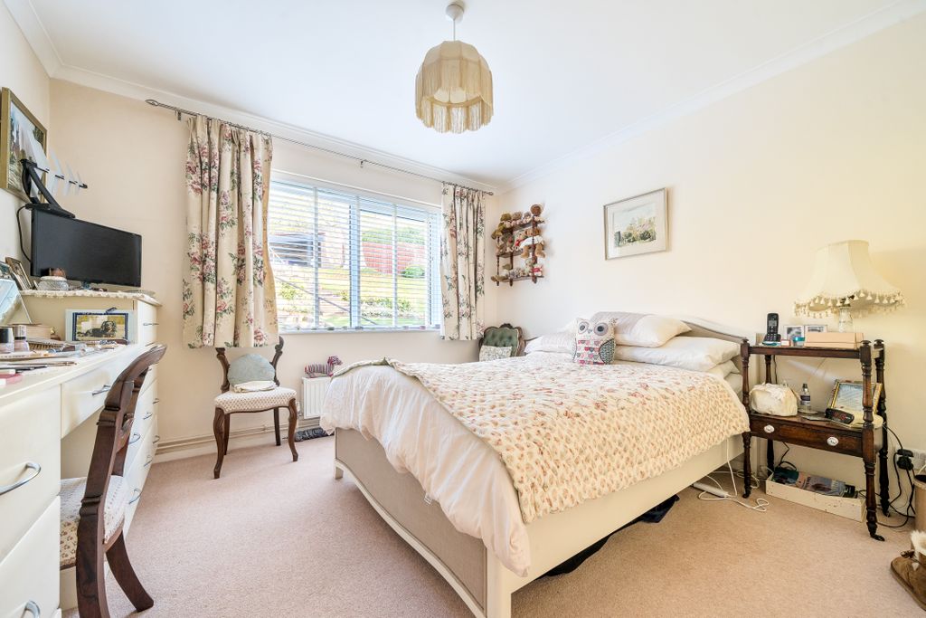 Property photo 3 of 12 Bedroom