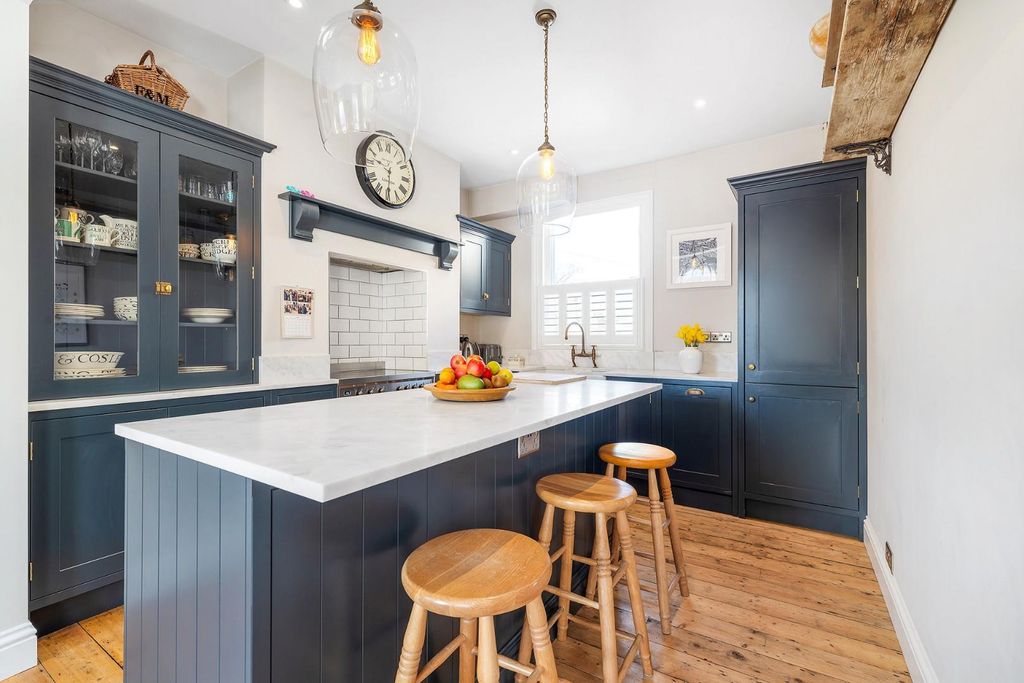 Property photo 3 of 22 Kitchen (2).Jpg
