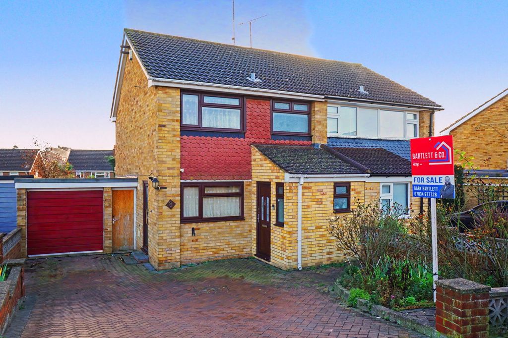 Property photo 2 of 24