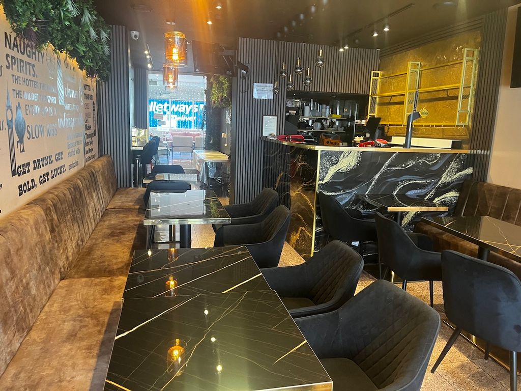 Property photo 1 of 2