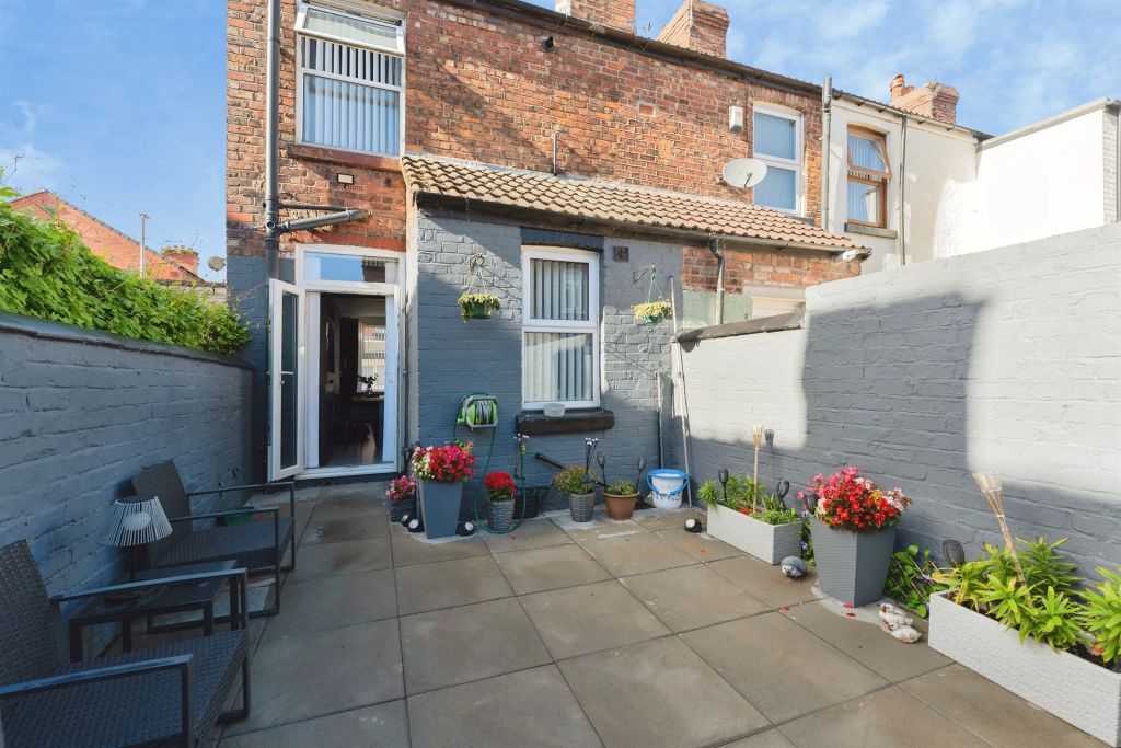 Property photo 2 of 14