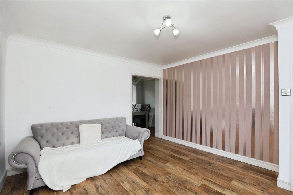 Property photo 2 of 14 Picture No. 03