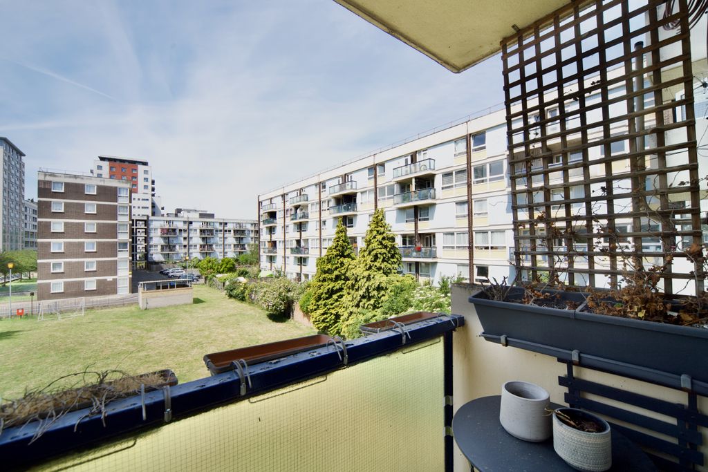 Property photo 3 of 17 Photo #3