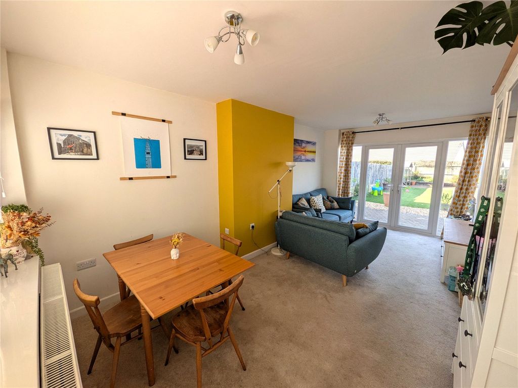 Property photo 2 of 15 Picture No. 45