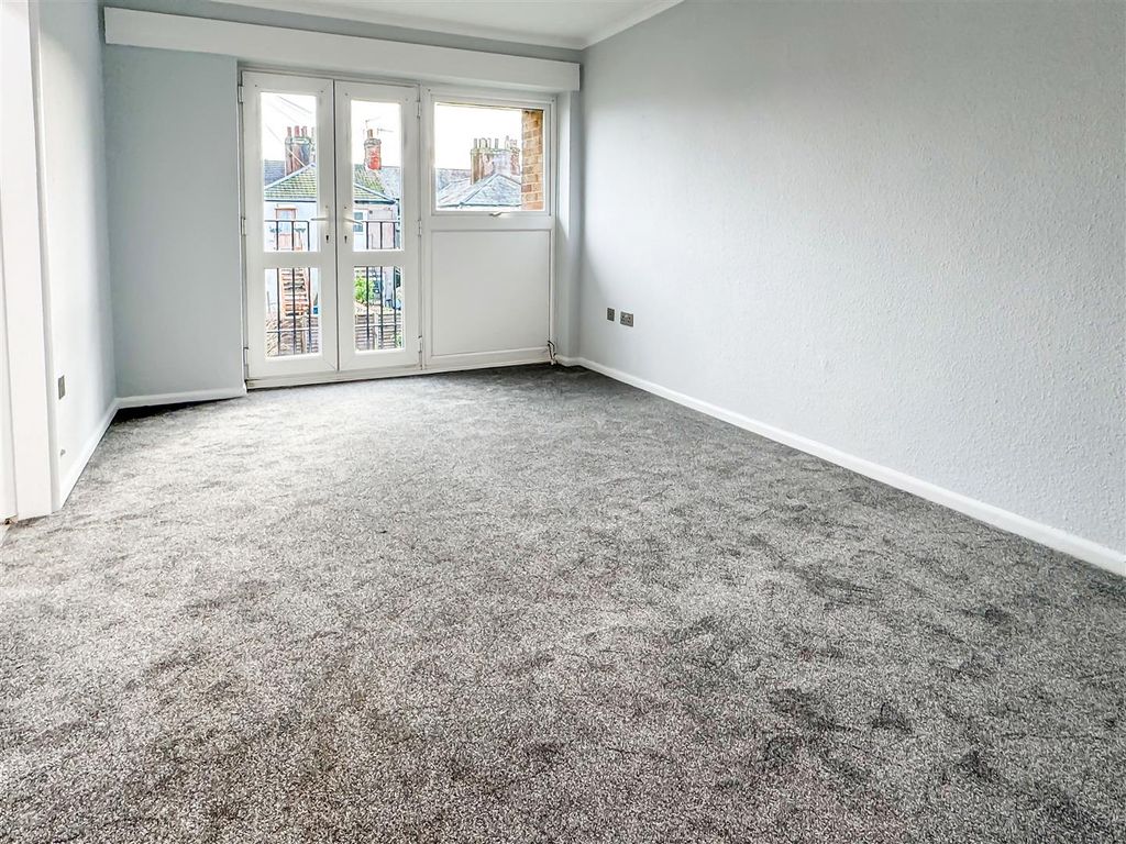 Property photo 3 of 8 Img_2294.Jpg