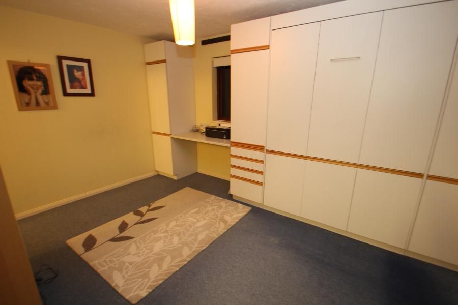 Property photo 3 of 5